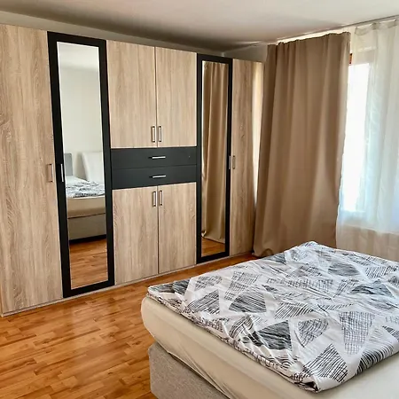 Apartment 3-zimmer Messe In Laatzen Mit Kostenlosen Parkplaetzen Hannover